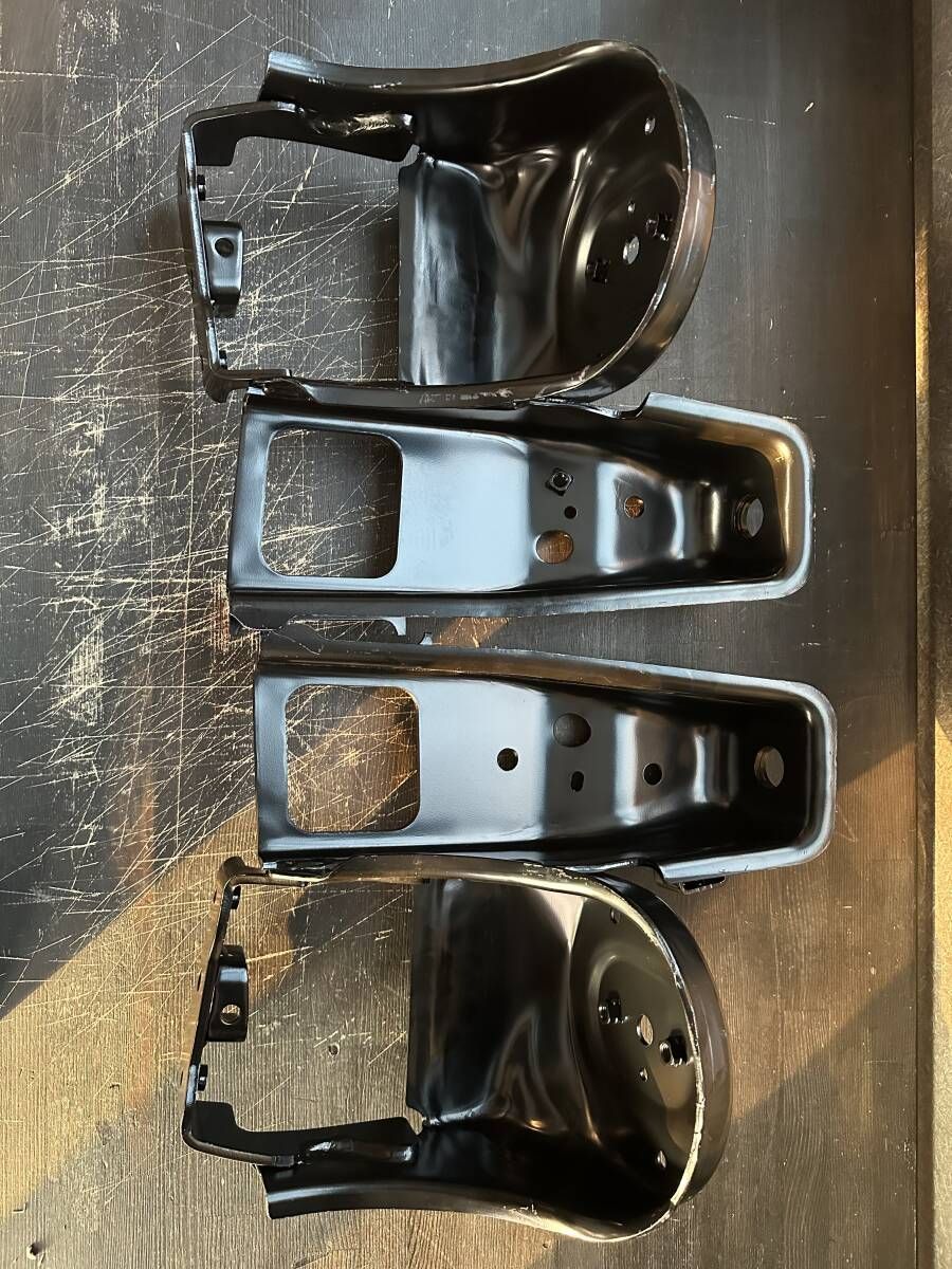 トヨタ 純正 ランドクルーザー 76 フロントスプリングサポート ブラケット 左右セット Bracket Front LR Genuine JDM OEM メーカー純正品