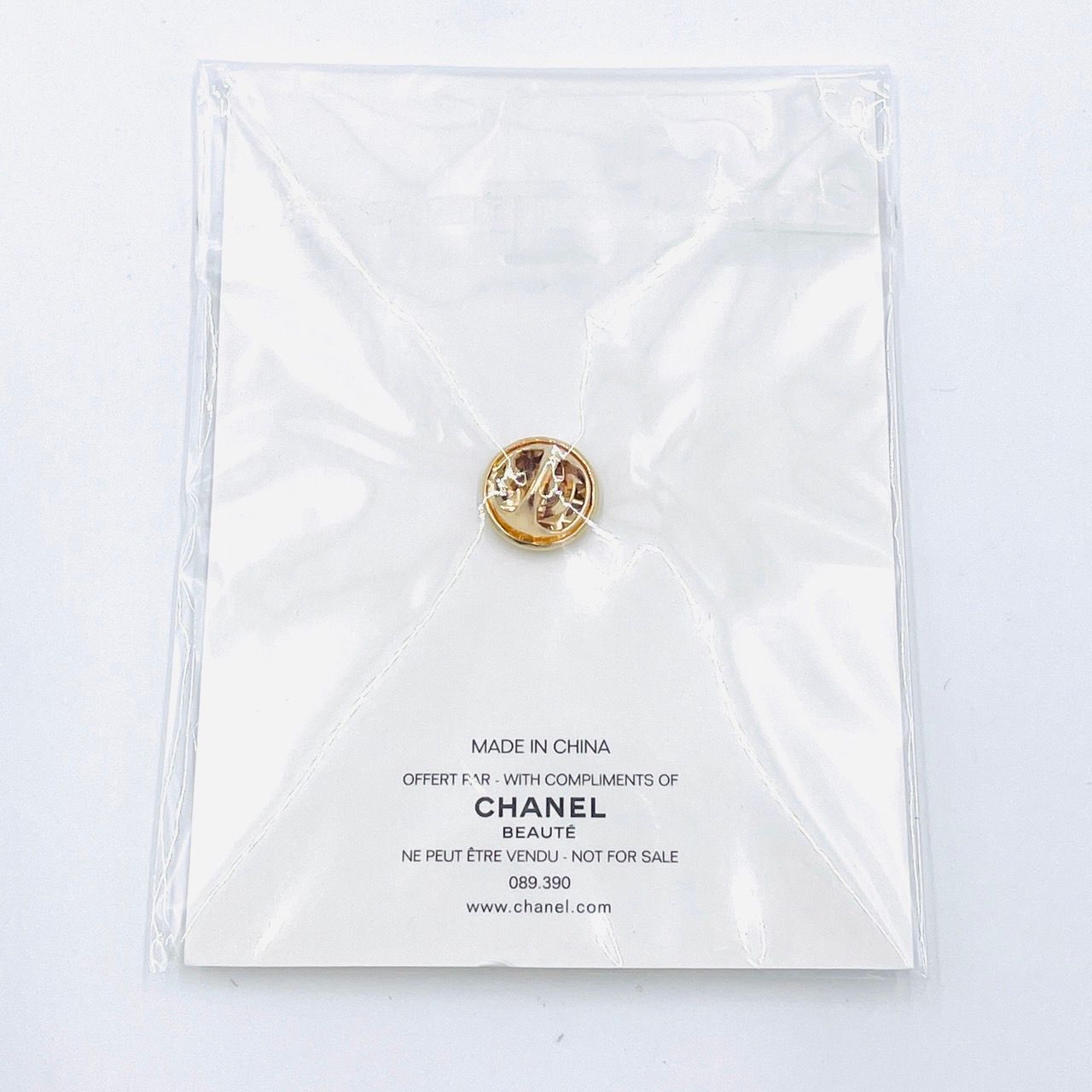シャネル CHANEL ノベルティ 新品 未使用 ピンバッチ リップ型 7