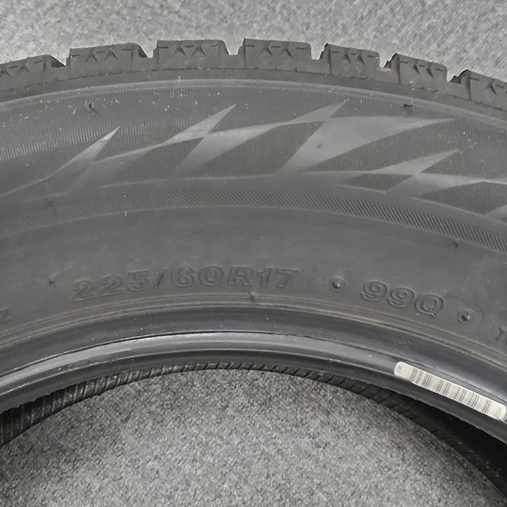 0T25071 ]_スタッドレスタイヤ BRIDGESTONE（ブリヂストン） BLIZZAK