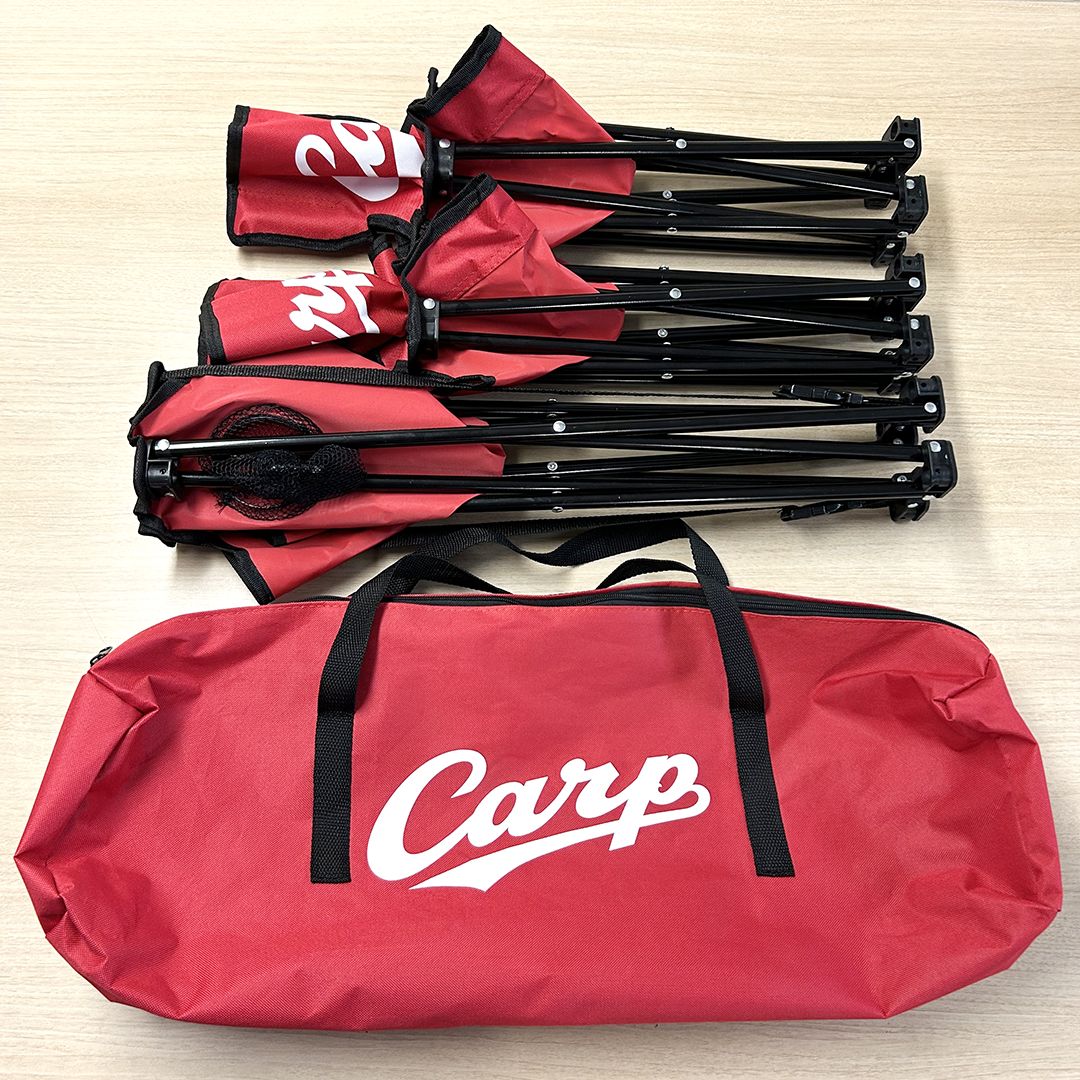 広島カープ 2018 限定★折り畳み式テーブル＆椅子セット① 広島カープ 2018 限定☆折り畳み式テーブル＆椅子セット① - メルカリ