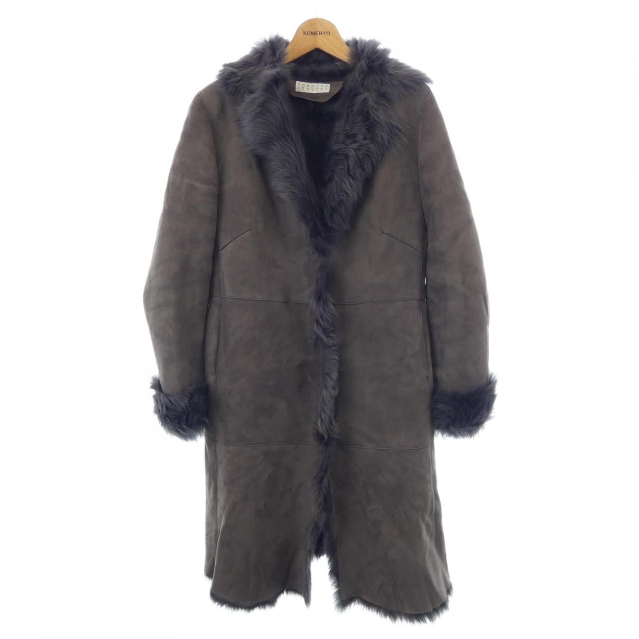 バーニーズニューヨーク BARNEYS NEW YORK ムートンコート