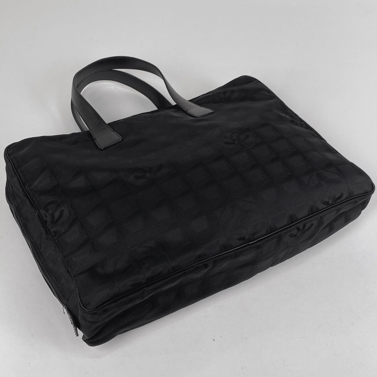 シャネル CHANEL ニュートラベルライン ブリーフケース ココマーク 