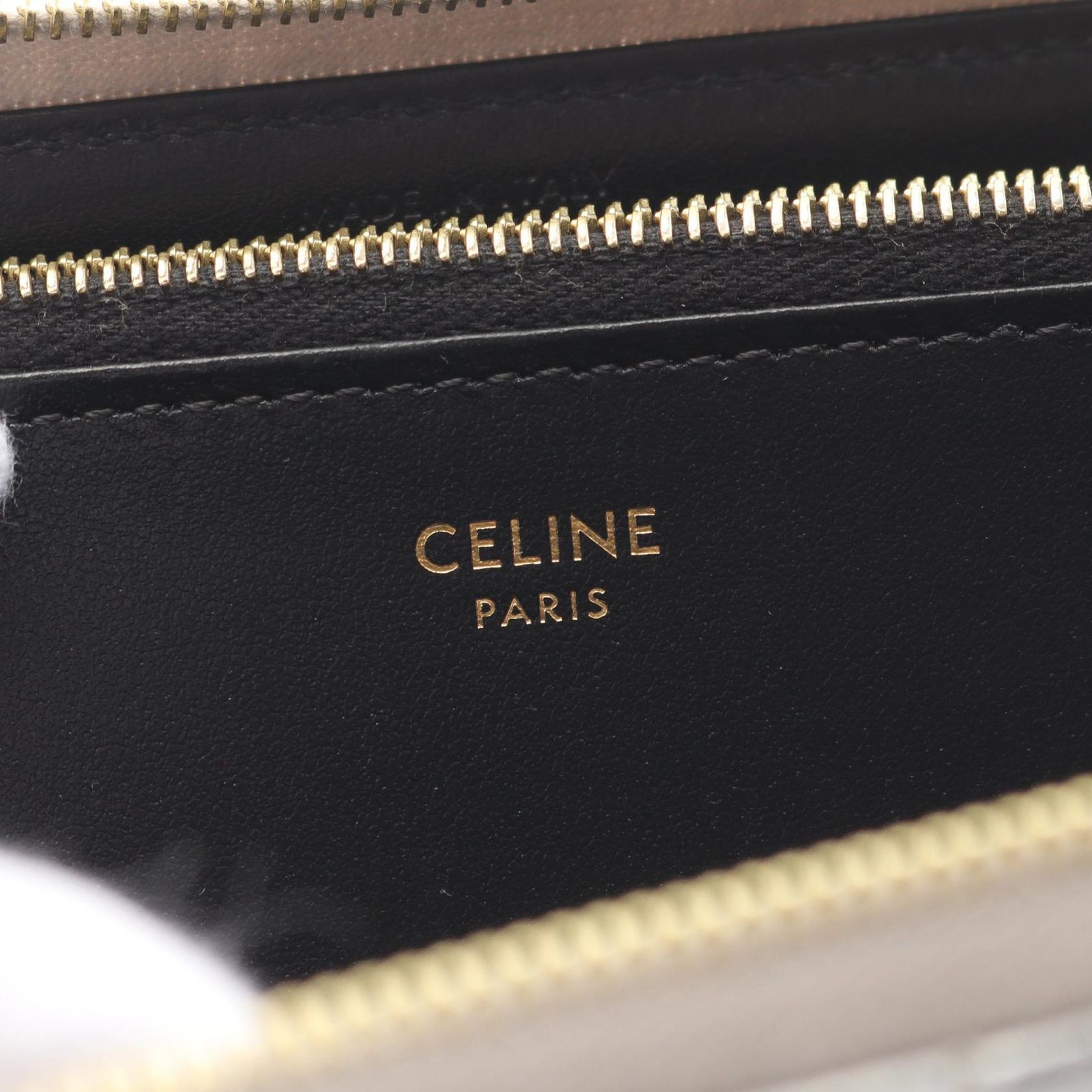 セリーヌ CELINE ラウンド長財布 Cチャーム ラージ ジップドウォレット  