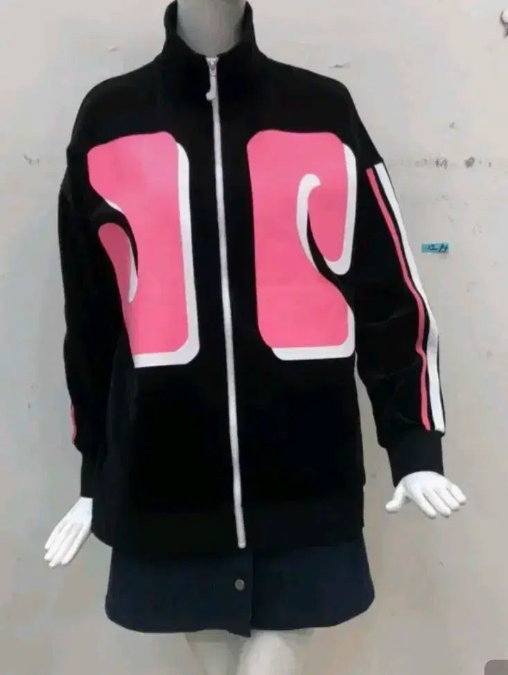 ジップアップ