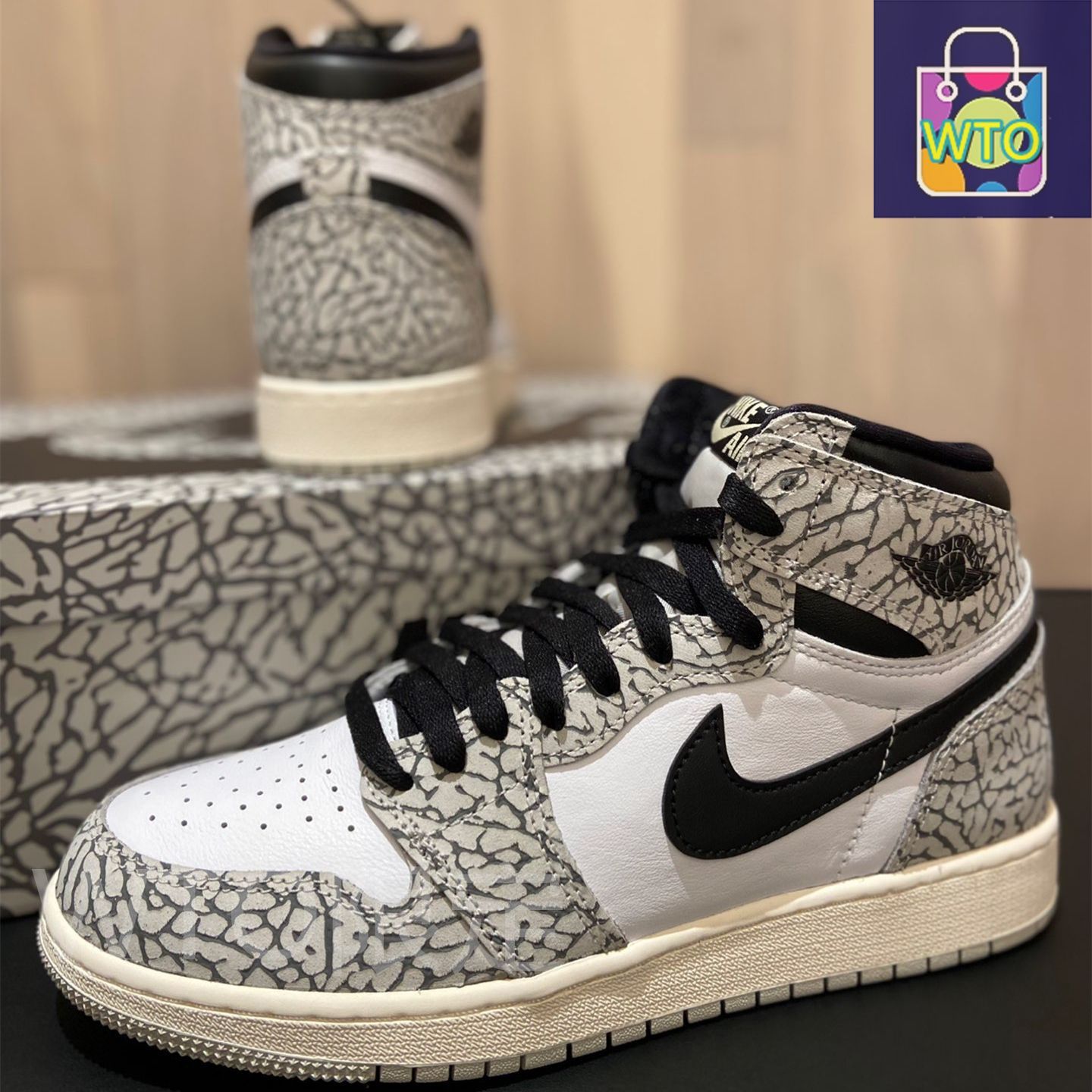 【未使用 】NIKEナイキ エアジョーダン1 レトロ ハイ 26cm 新品 26cm Nike Air Jordan 1 Retro High OG 