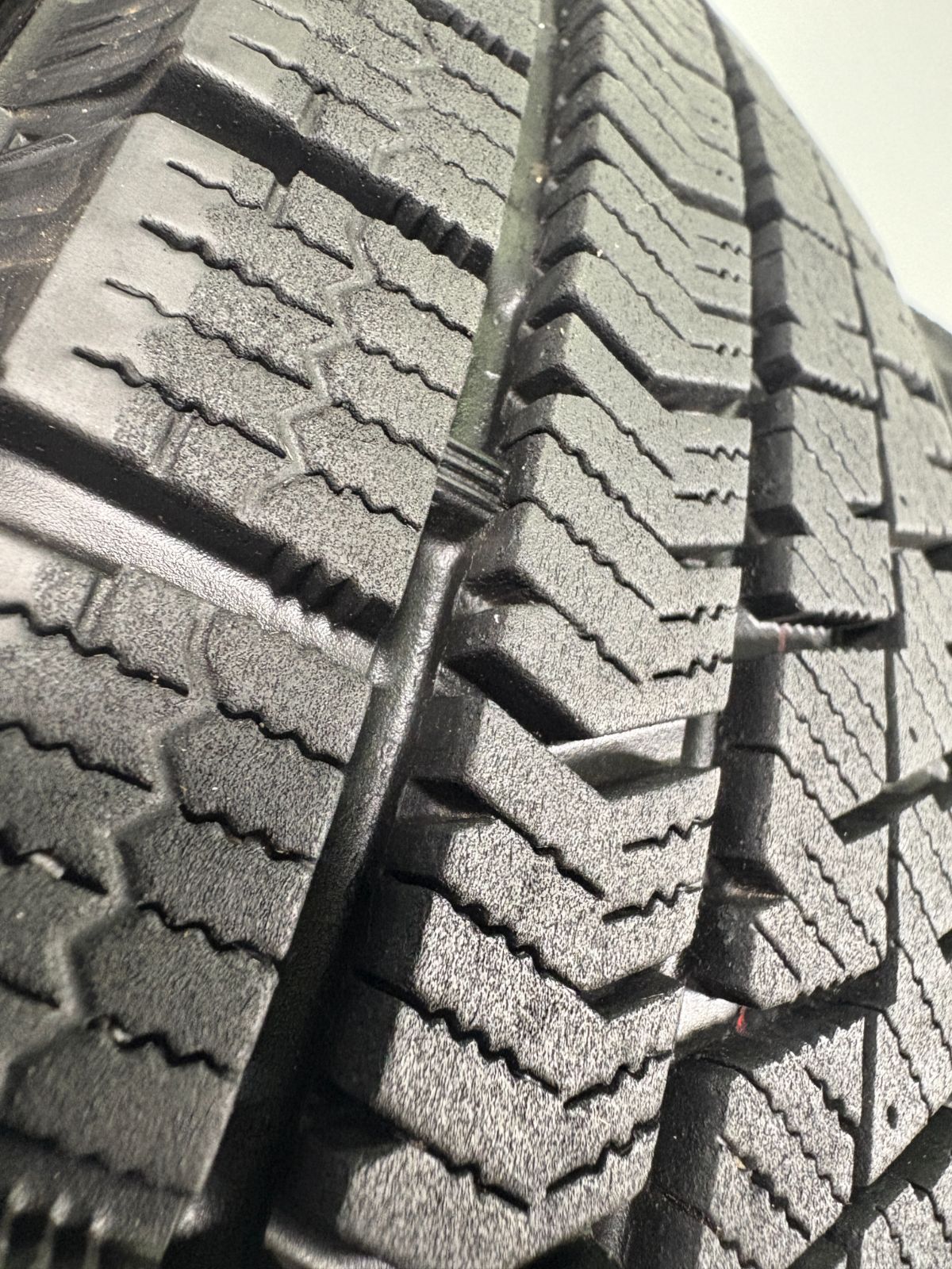 冬タイヤ スタッドレス