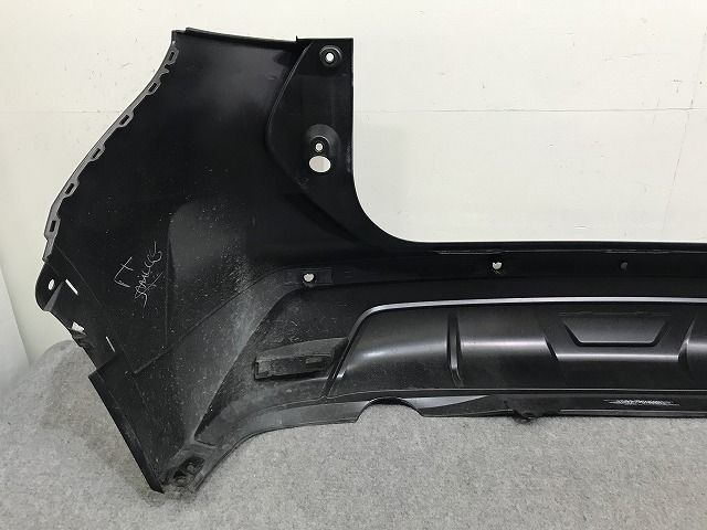車 キックス&frasl;KICKS P15&frasl;RP15&frasl;SNP15 純正 リア バンパー 85022