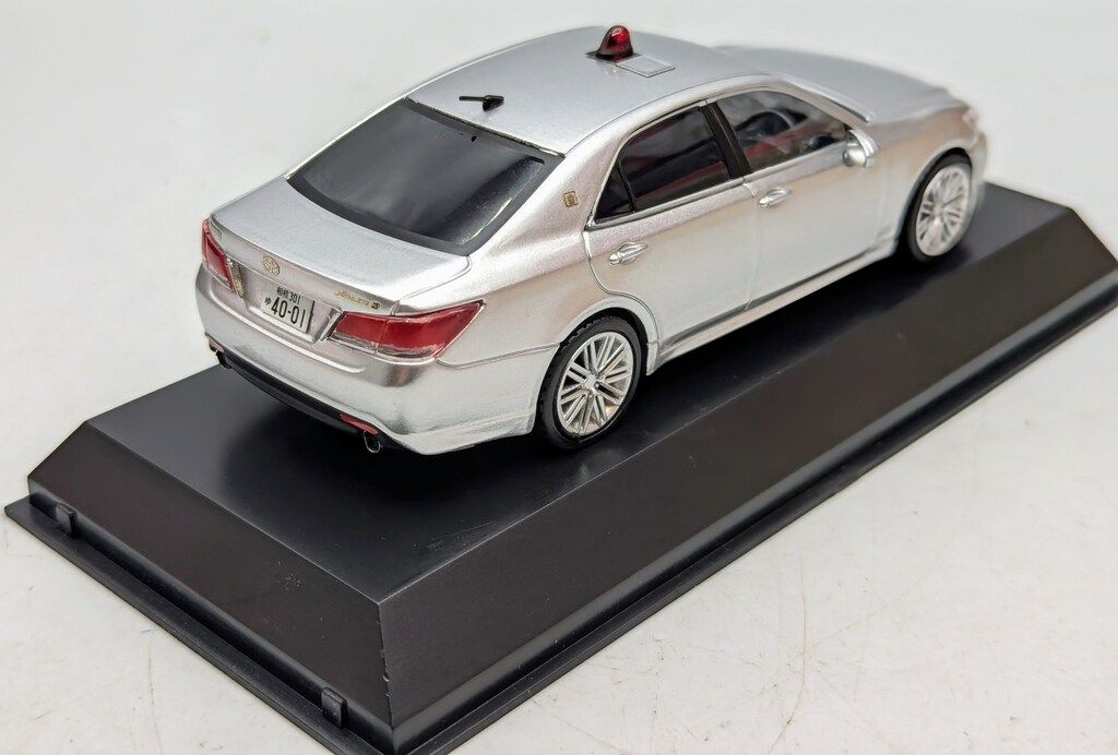 ヒコセブン 1/43RAI'S KIDBOX限定 神奈川県警 高速道路交通警察隊車両