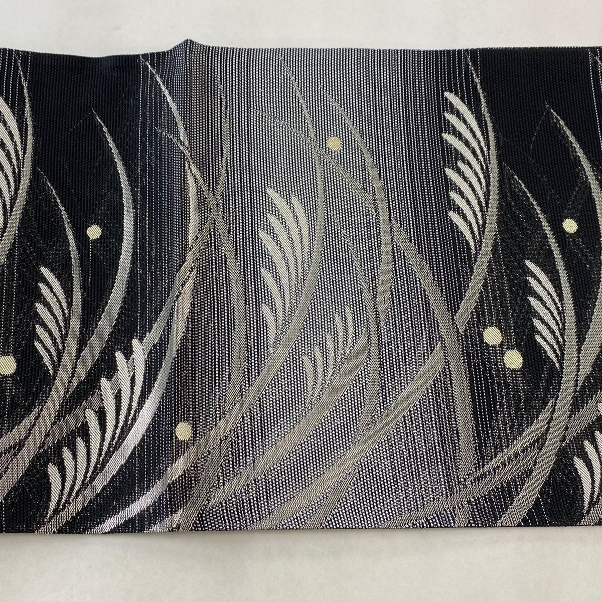 袋名古屋帯 美品 秀品 夏帯 絽 ススキ 露芝 黒 正絹 【中古
