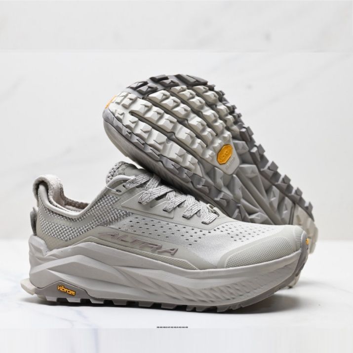 【新品】Altra Glycerin 20 クッションランシュー1〜2日内に発送 アルトラ ALTRA トーリン 8 AL0A85QE000 AL0A85QE010