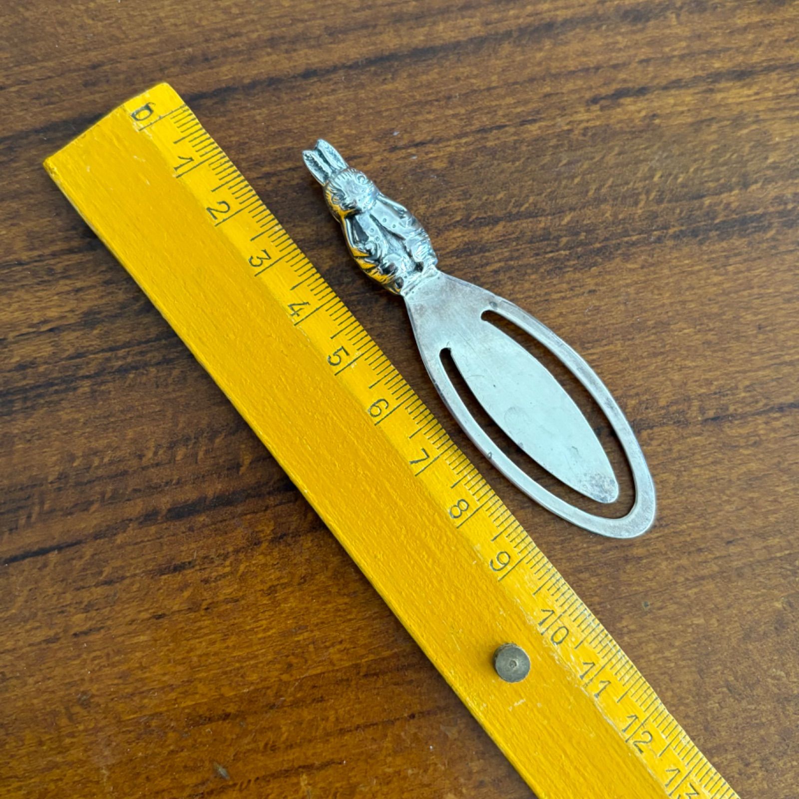 ピーターラビットに似た うさぎのクリップ シルバープレート