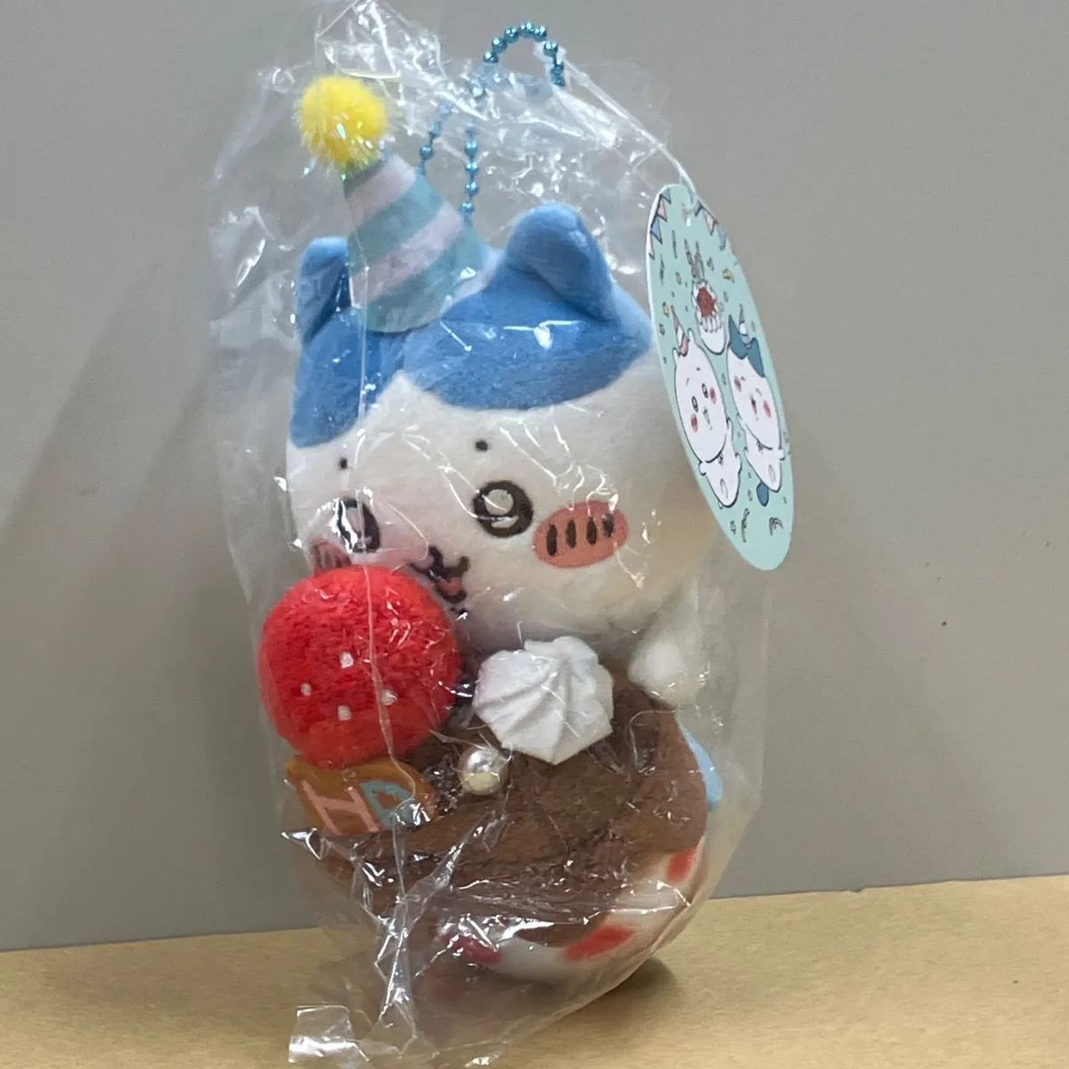 ちいかわ デスクトップから見守る スペシャルマスコット
