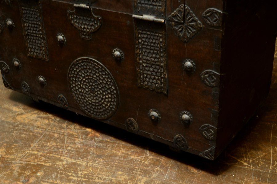 アンティーク】中国家具 天然木 無垢材 茶箪笥 飾り棚 唐木 螺鈿細工