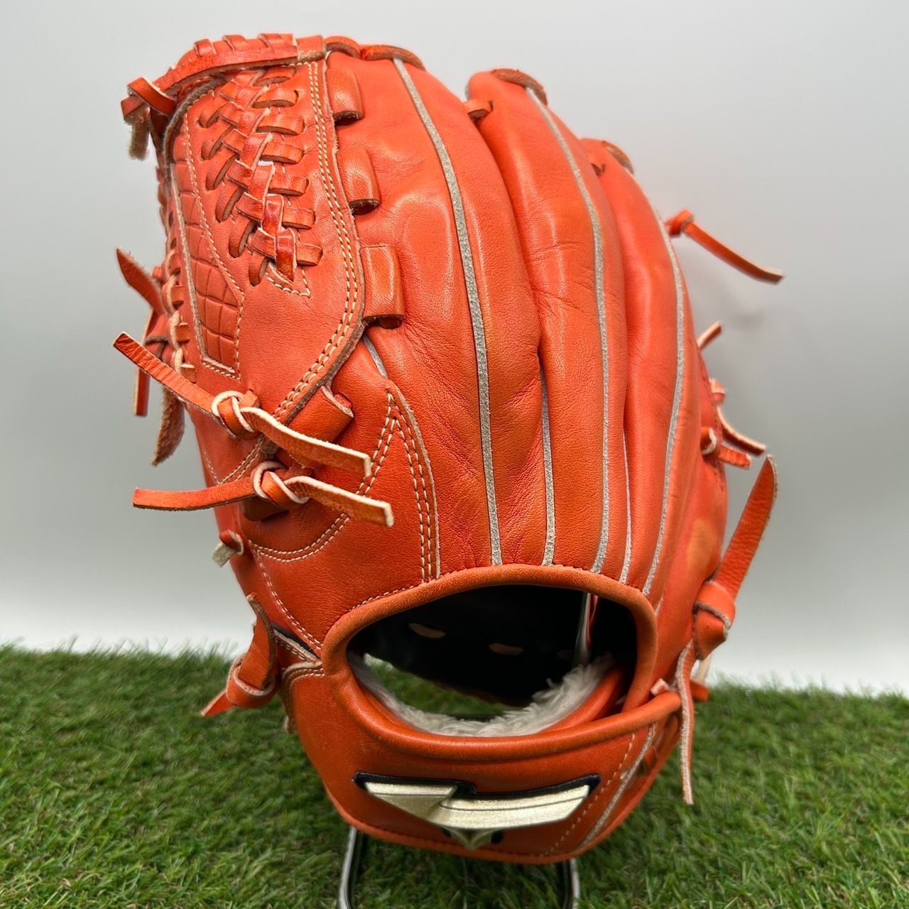 美品 ミズノ 軟式グローブ 左投げ用　グローバルエリート 野球グローブ ミズノ グローバルエリート 左投げ 軟式グローブ