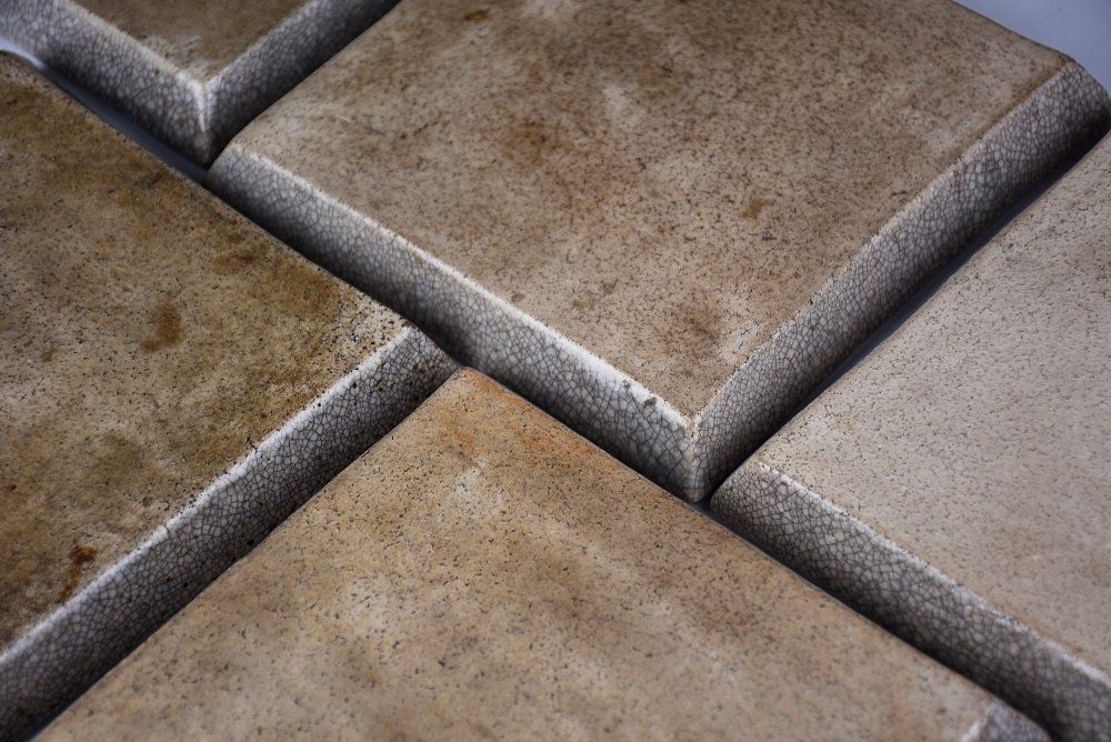 菖蒲図四方角皿