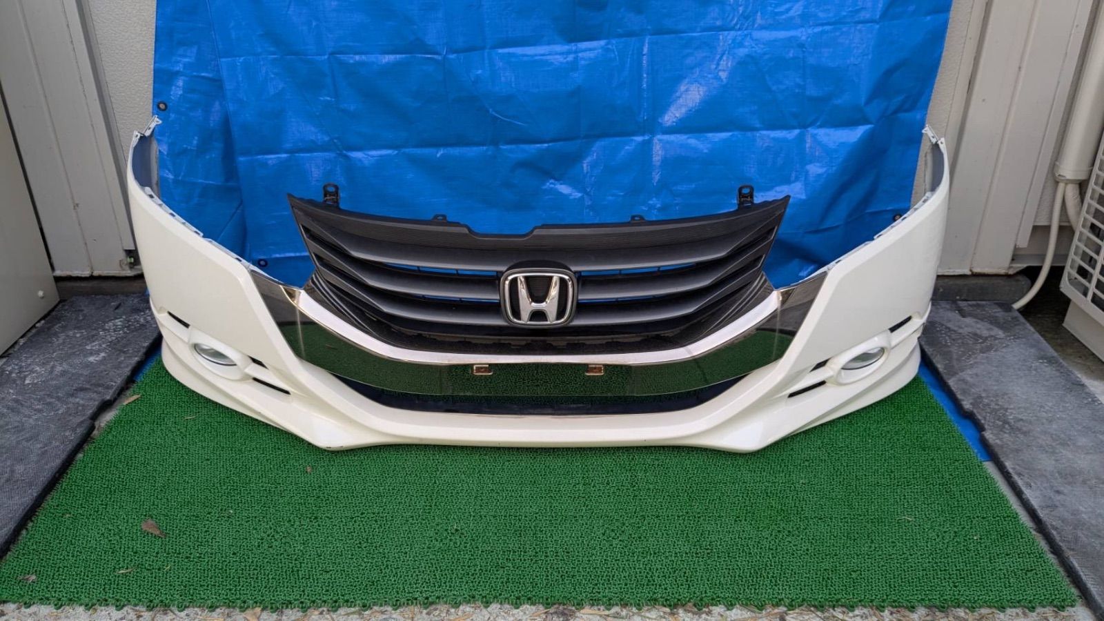 ホンダ　オデッセイ RB3　フロントバンパー