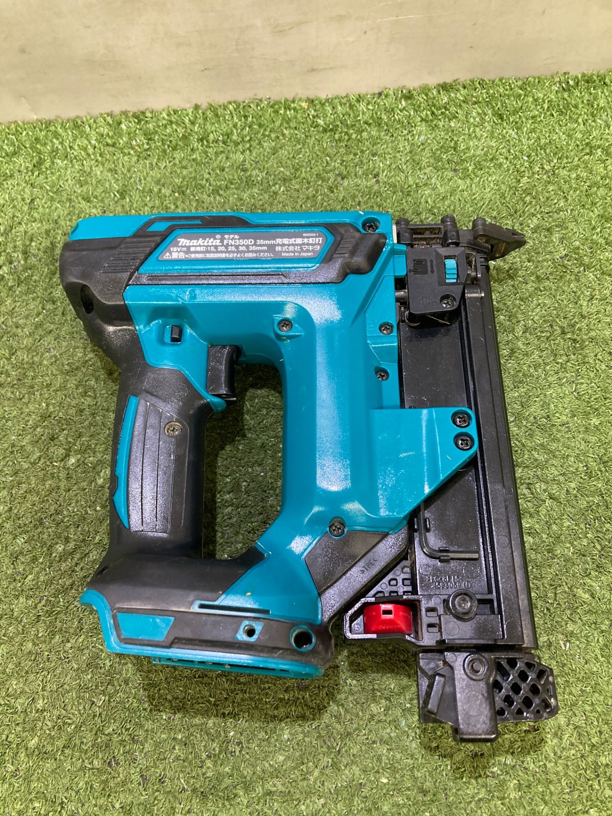 品 0921 makita マキタ 35㎜18v充電式面木釘打 本体のみ FN350DZ ITAQEUD13GLS