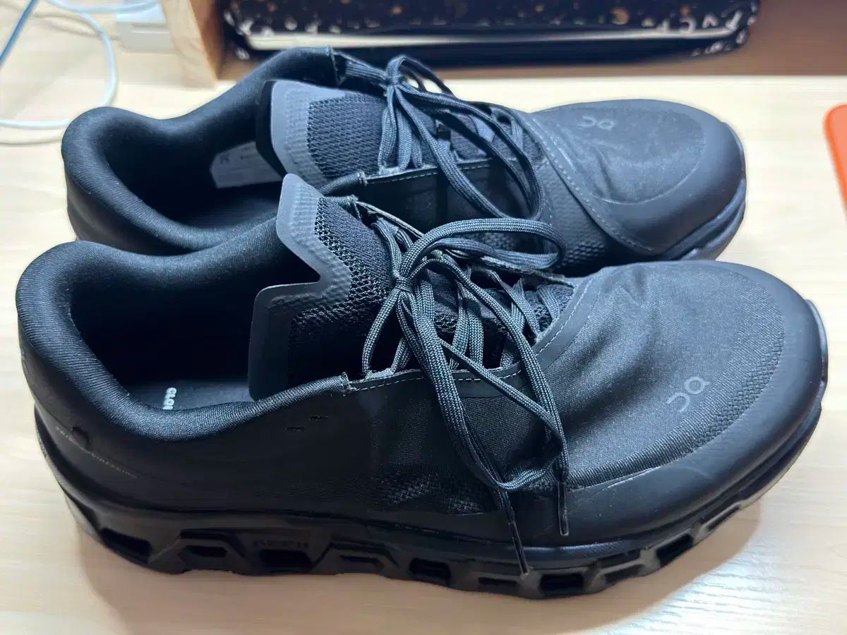 280 パフュームクラウドMONSTER2 ブラックマグネット