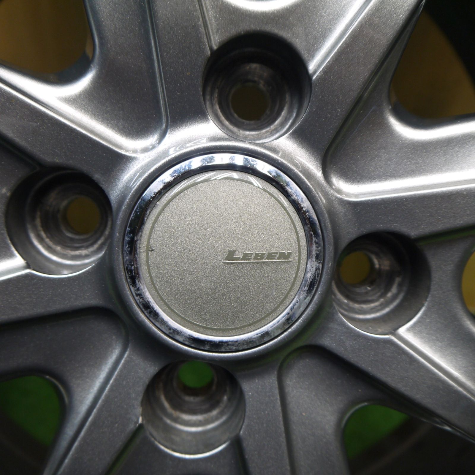 バリ溝！23年！キレイ！ほぼ10分☆スタッドレス 185/70R14 