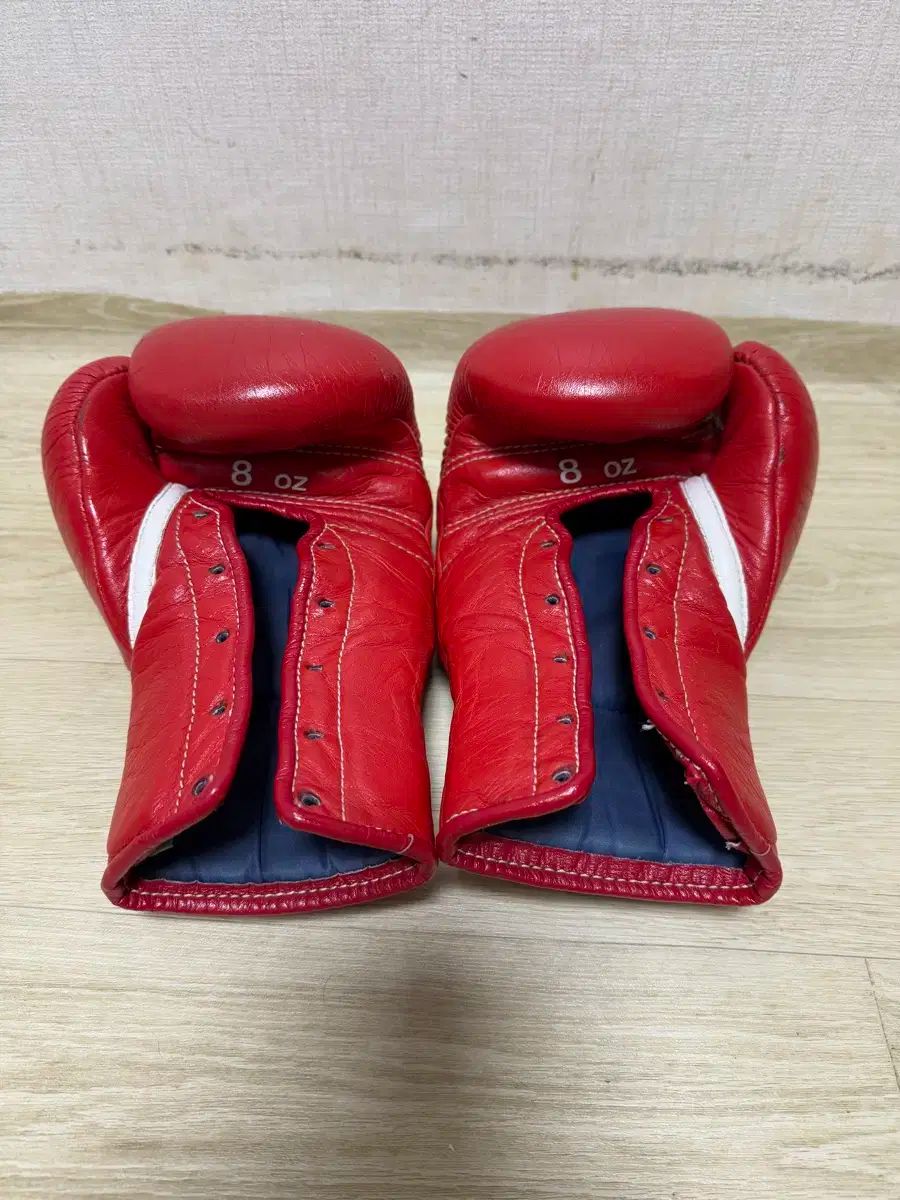 ウィニング ( Winning ) オフィシャル 8 オンス レッド 即納