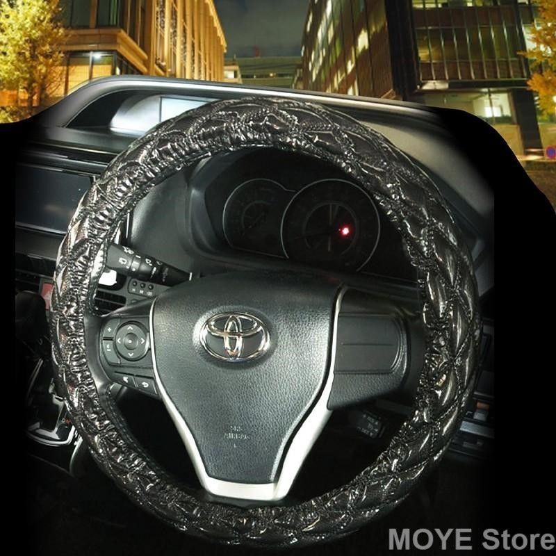 RG1 ステップワゴンスパーダ レザーステアリング ハンドル RG2 RG3 RG4 スイッチ 付き ステップワゴン スパーダ RG1 RG2 RG3 RG4 ハンドルカバー ステアリングカバー ブラック 黒 VIP 普通車 ミニバン 軽自動車 O型  - MOYE Storeタイムセール