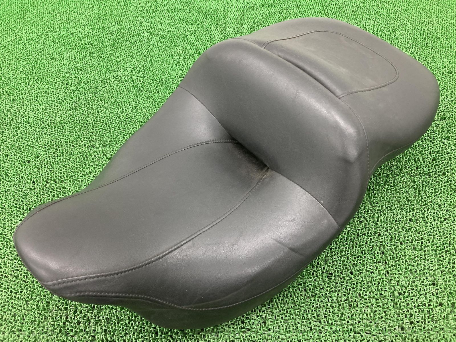FLHTC1580 シート 5HD1FF4199Y628*** ハーレー 純正 中古 バイク 部品 ツーリング 09-13年 エレクトラグライドクラシック 破れ無し