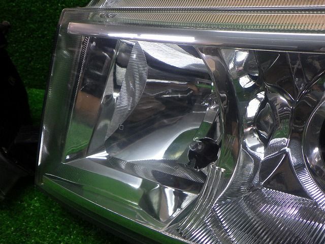 ［中古］スズキ　スティングレー　MH22S　右左セット　ヘッドライト 送料込スズキワゴンRスティングレーMH22S純正HIDヘッドライト