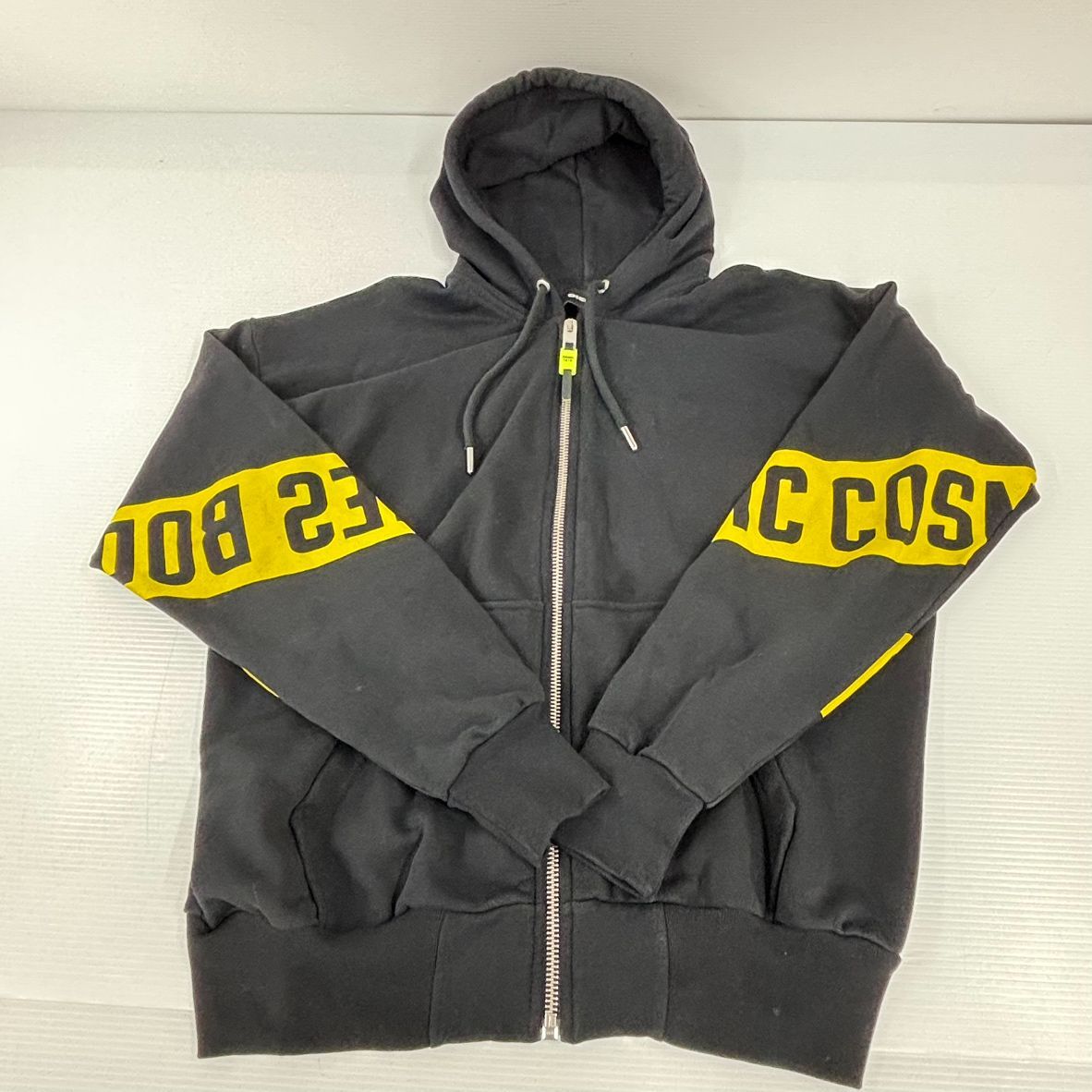 ディーゼル DIESEL ジップアップ パーカー スター プリント ディーゼル DIESEL ジップアップ パーカー スター プリント