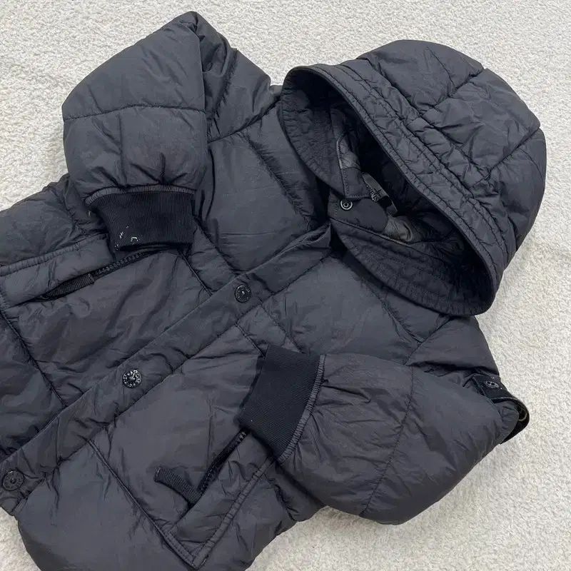 純正品| 2 92 STONE ISLAND ストーンアイランド トゥイーン ダウン