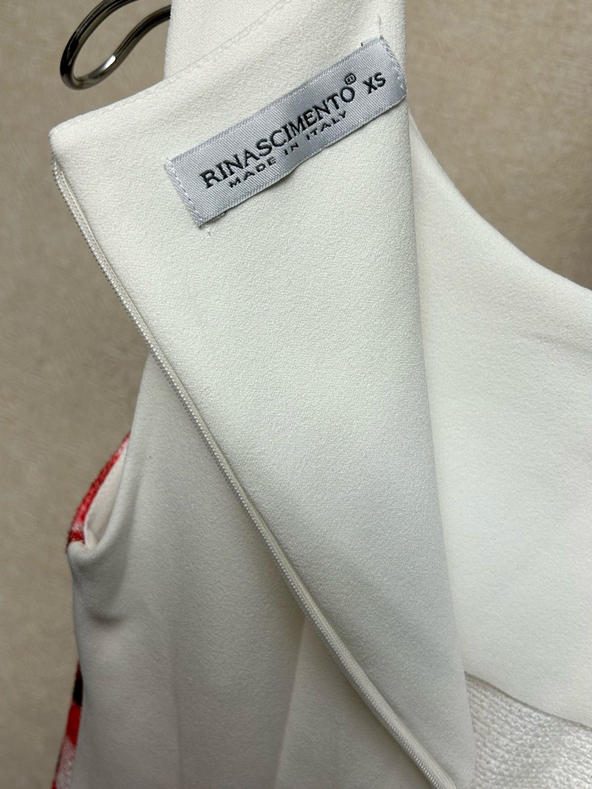 ✨美品✨RINASCIMENTO 幾何学 ノースリーブワンピース XS イタリア ✨美品✨RINASCIMENTO 幾何学 ノースリーブワンピース XS