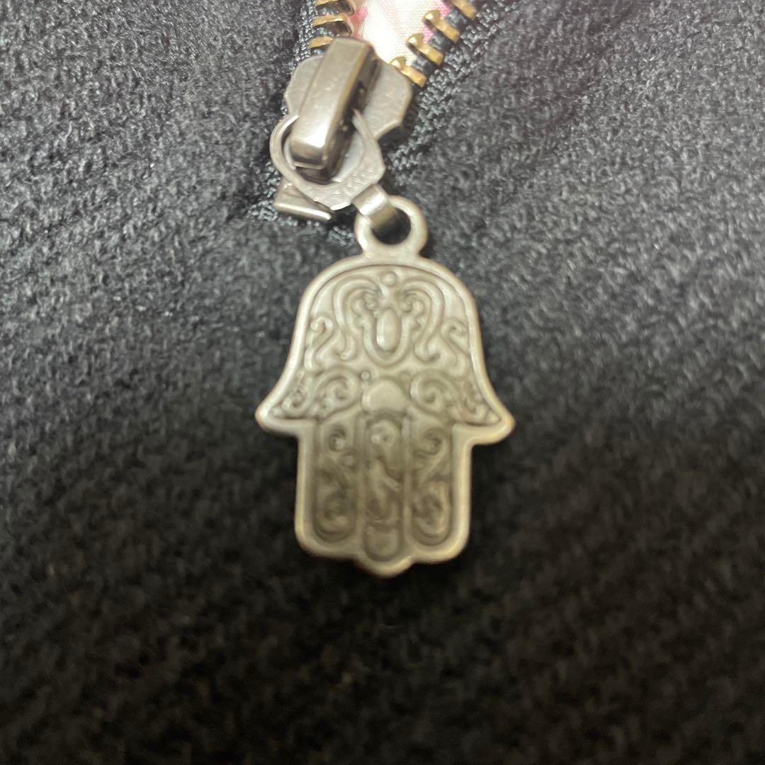 黒 ノースリーブ