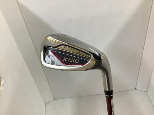 【ゼクシオ１０】美品 アイアンセット 7本セット カーボン R メンズ ゼクシオ10】美品 アイアンセット 7本セット カーボン R
