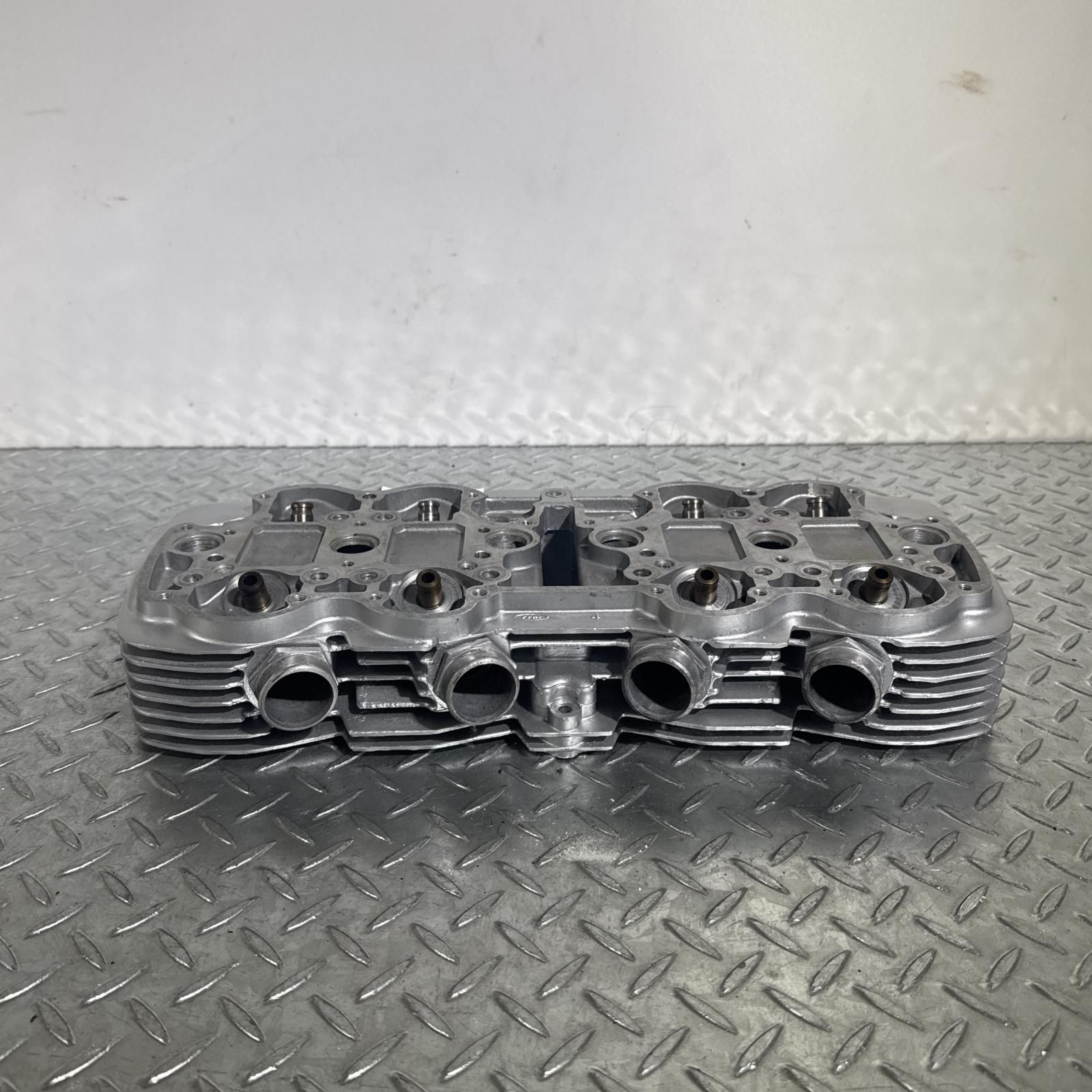 ホンダ CB750Four シリンダーヘッドカバー【K0 K1 K2 ドリーム