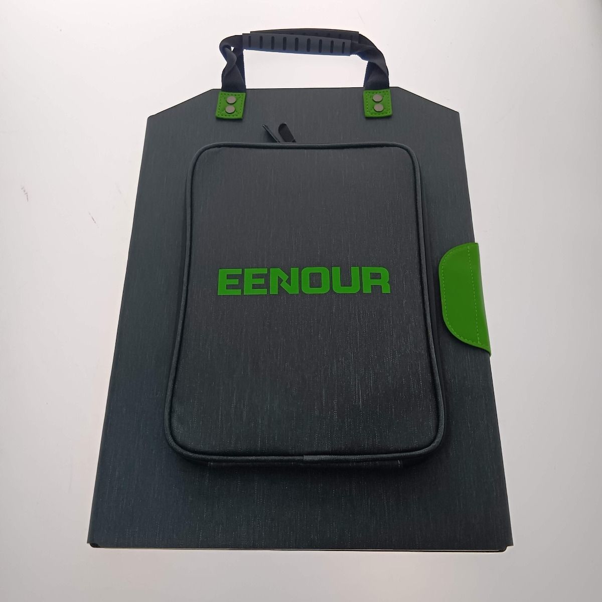 □□EENOUR 折り畳み式ソーラーパネル60W