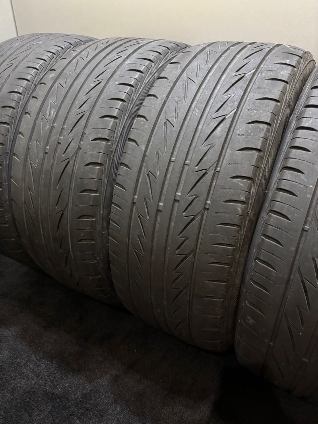 245|45R18 BRIDGESTONE|TECHNO SPORTS 19年製 夏タイヤ サマータイヤ 4本 ブリヂストン 南8-J555