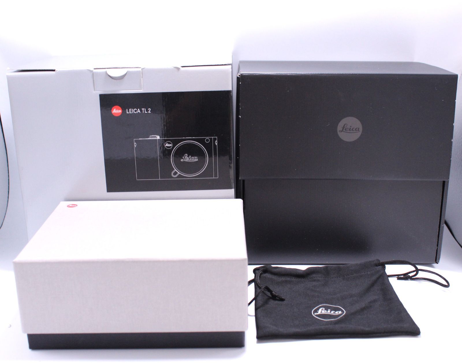 LEICA