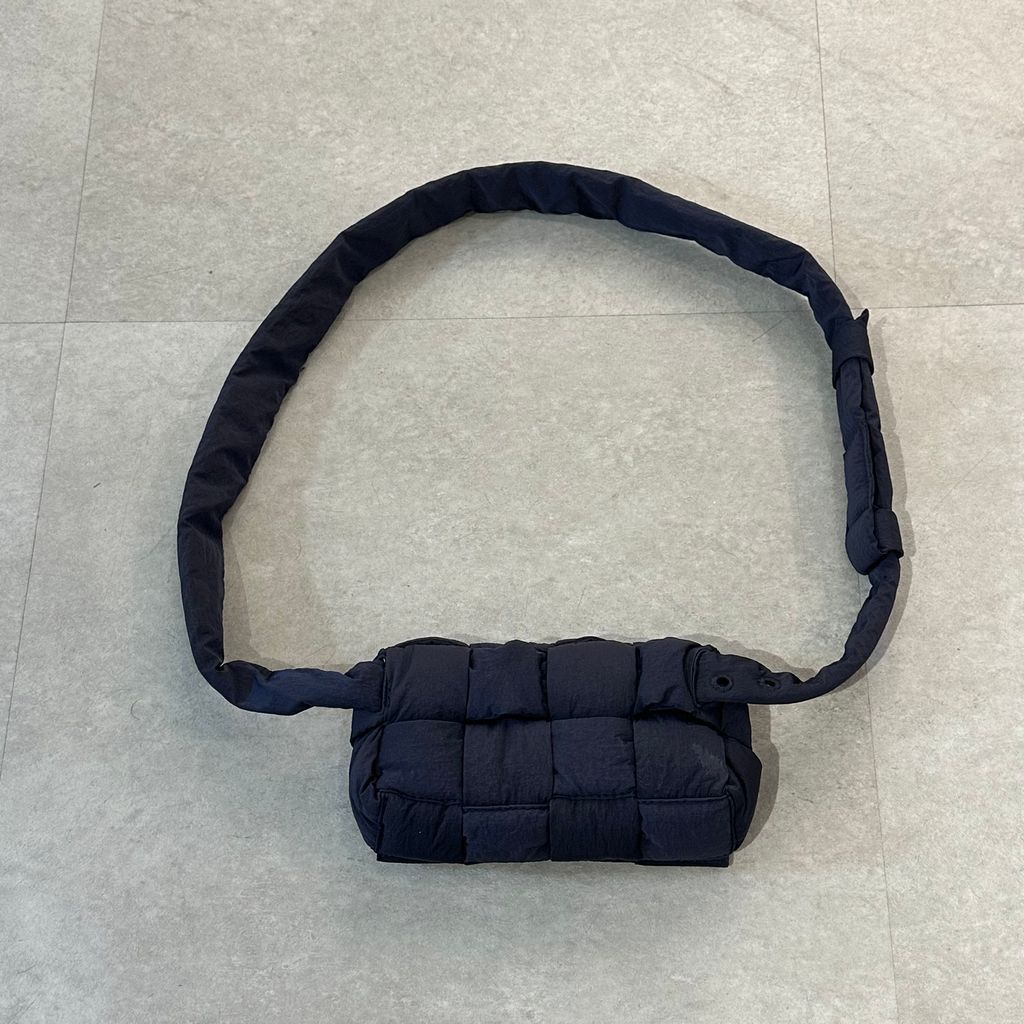 BOTTEGA VENETA ボッテガヴェネタ Padded Tack Cassette BOTTEGA VENETA ボッテガヴェネタ Padded Tack Cassette