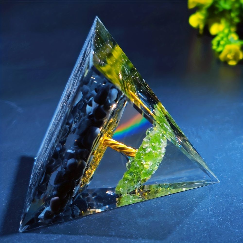 オルゴナイト 神秘 ピラミッド エネルギー スピリチュアル