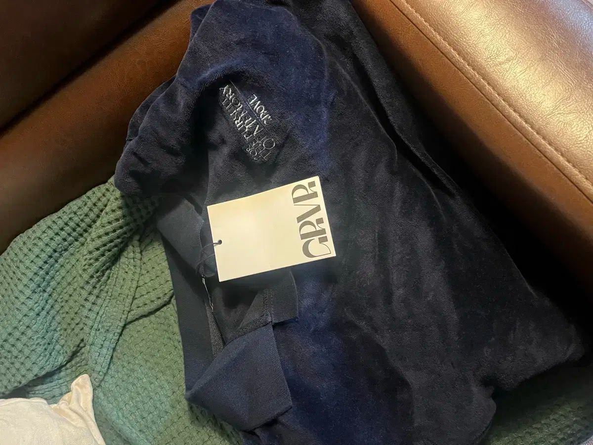  グローブ グローブストア VELOUR COLLAR SWEATSHIRT トレーナー スウェット トップス