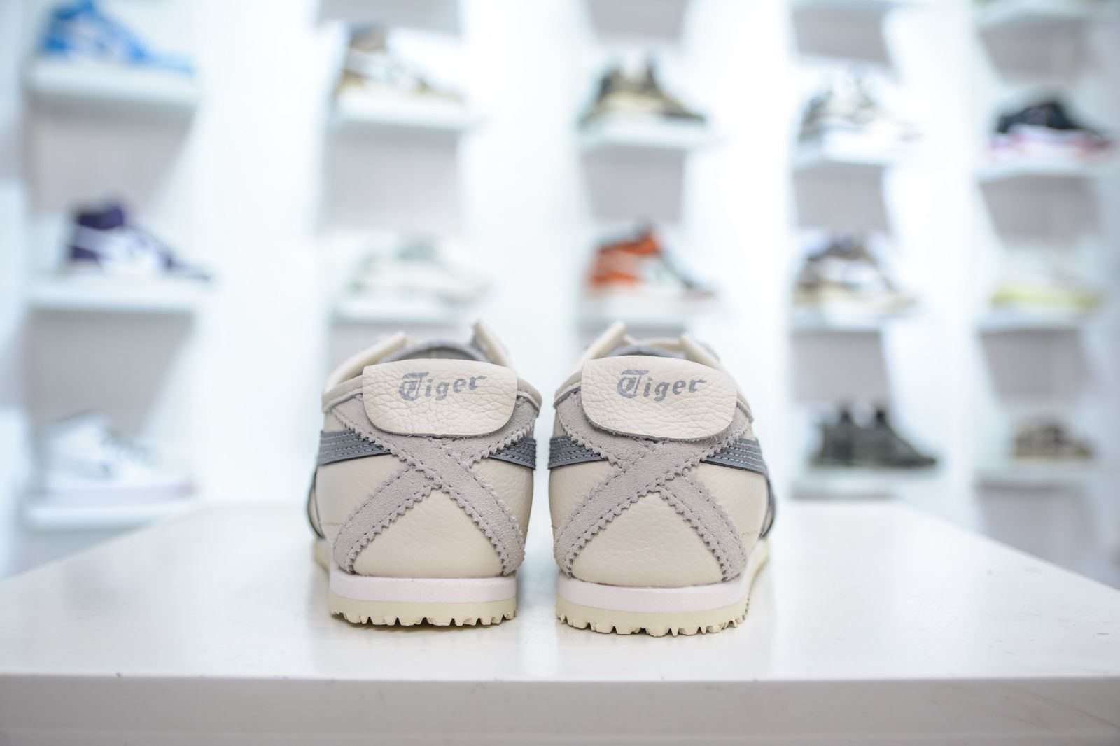 ONITSUKA TIGER オニツカタイガー GSM SD オートミールカラー