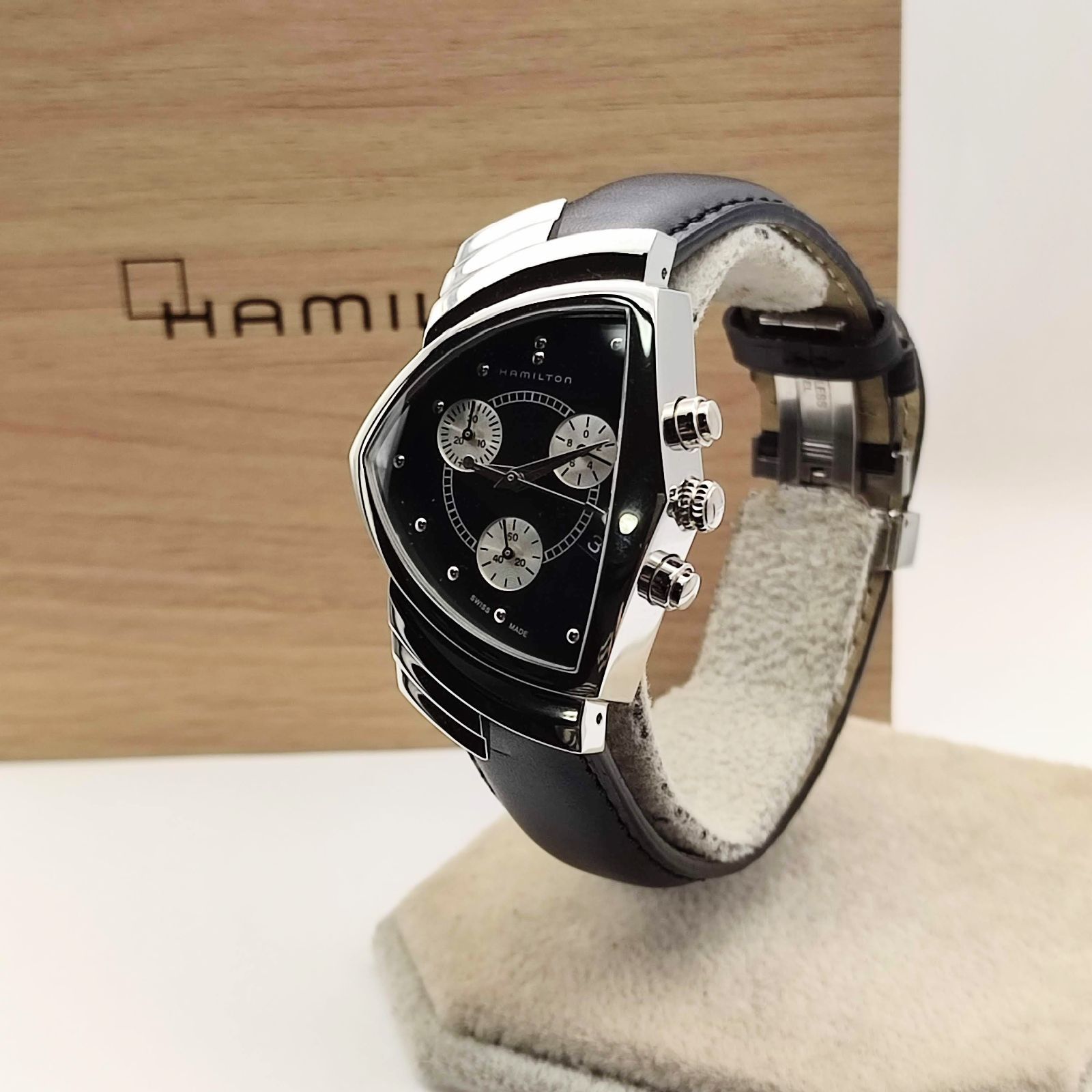 HAMILTON H244121 ベンチュラ クロノグラフ デイト メンズ 腕時計 