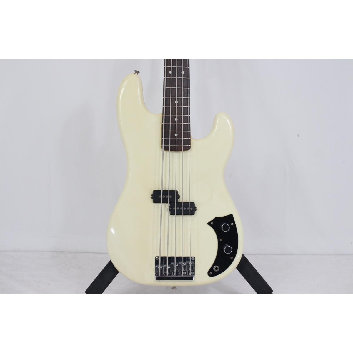 ＦＥＮＤＥＲ ＪＡＰＡＮ ＰＢ－１３０ＭＤ５