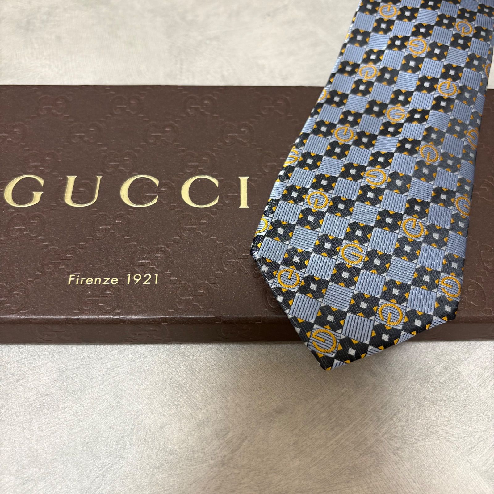 美品 GUCCI グッチ ITALY イタリア製 (ブロックチェック柄 レッド ブルー ネイビー) ネクタイ USED オールド ブランド シルク マフラー チェック（ブランドグッチ）の通販