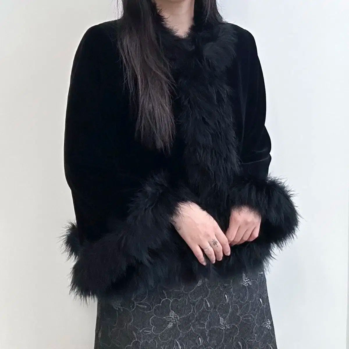 黒 ファー