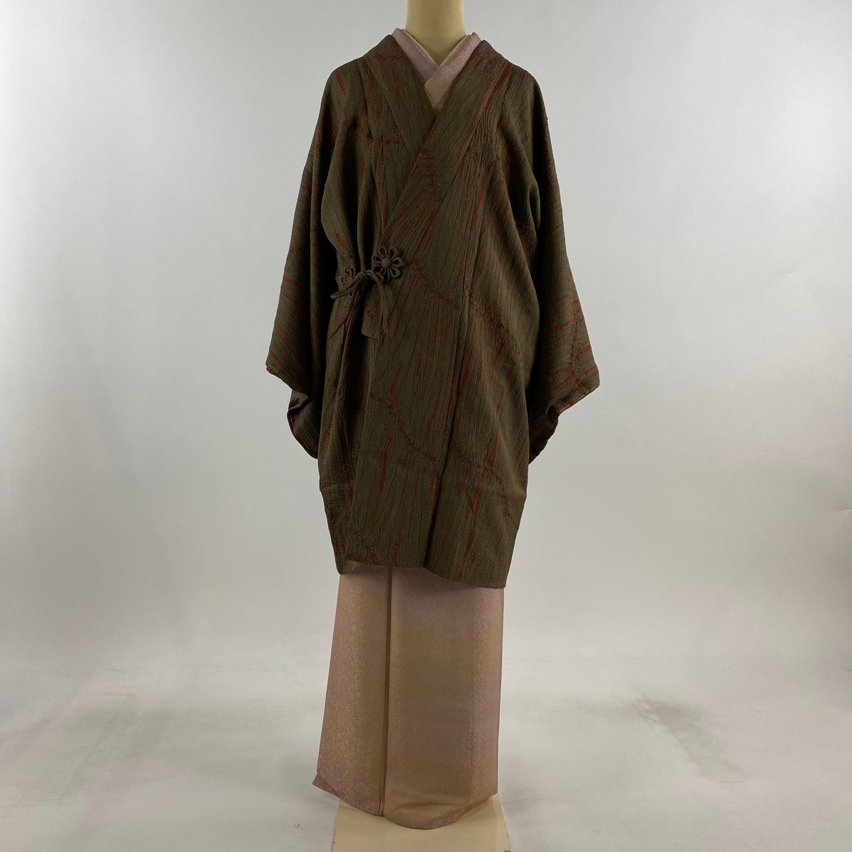 道中着 身丈96.5cm 裄丈67cm M 和装コート 着物衿 幾何学 絞り 茶色 正絹 秀品