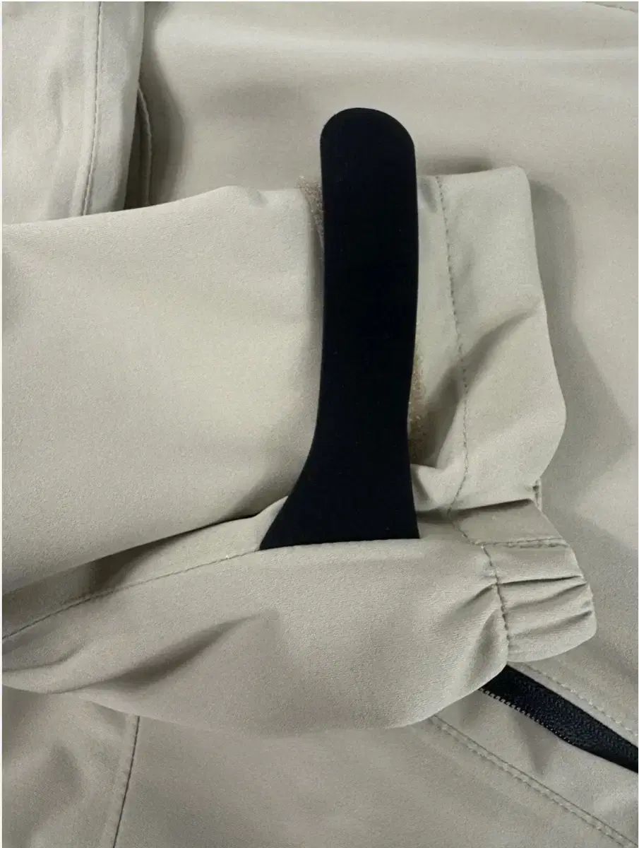 防水 ウィンドブレーカー