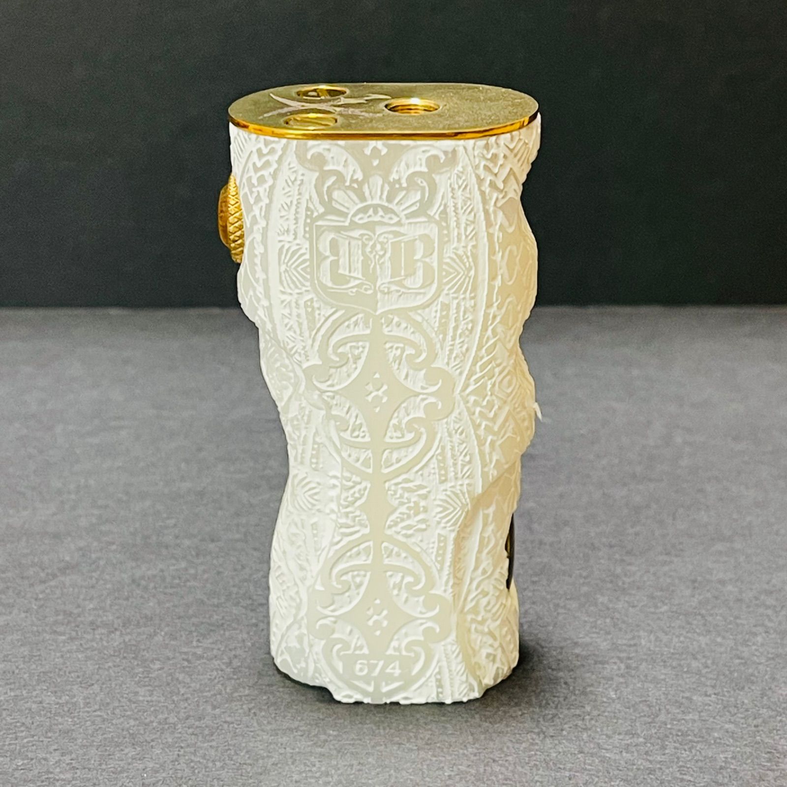 BBBOX Punyal dos White 18650 スタック付 VAPE - メルカリ