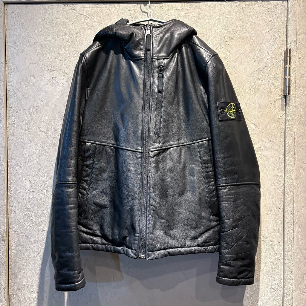 ストーンアイランド　レザージャケット　ブルゾン　レザー　クリーム　M ストーンアイランド レザージャケット ブルゾン レザー クリーム M