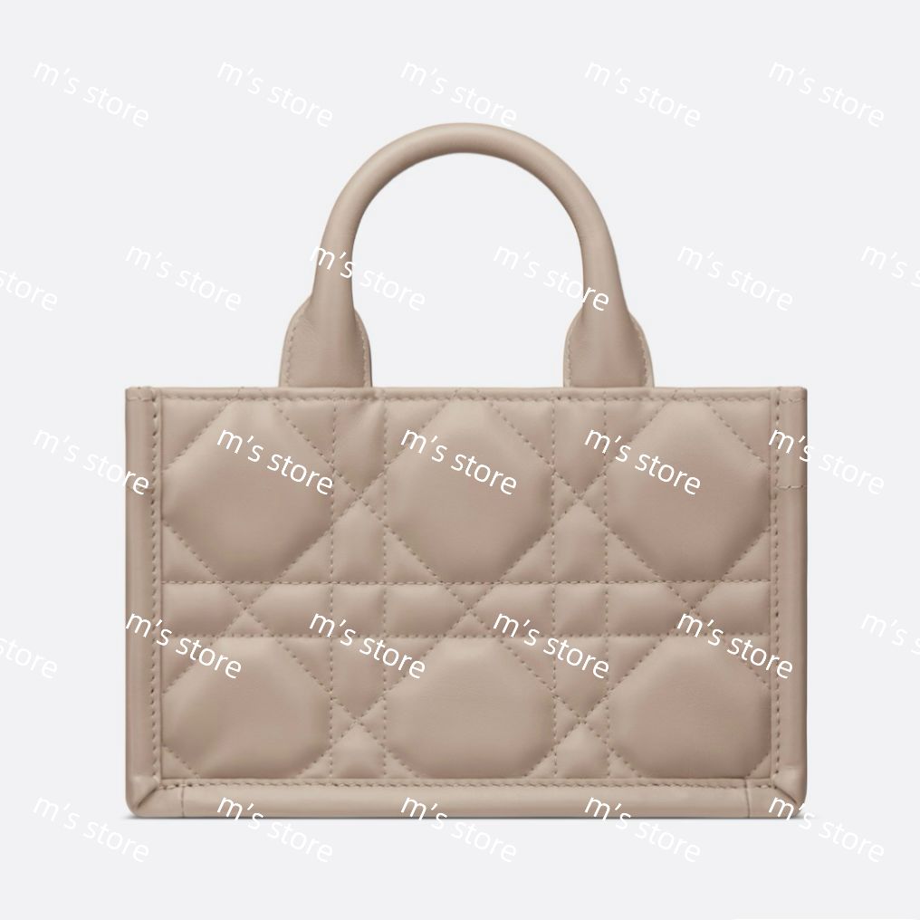 新作 新品 定価以下 Christian Dior ディオール DIOR BOOK TOTE