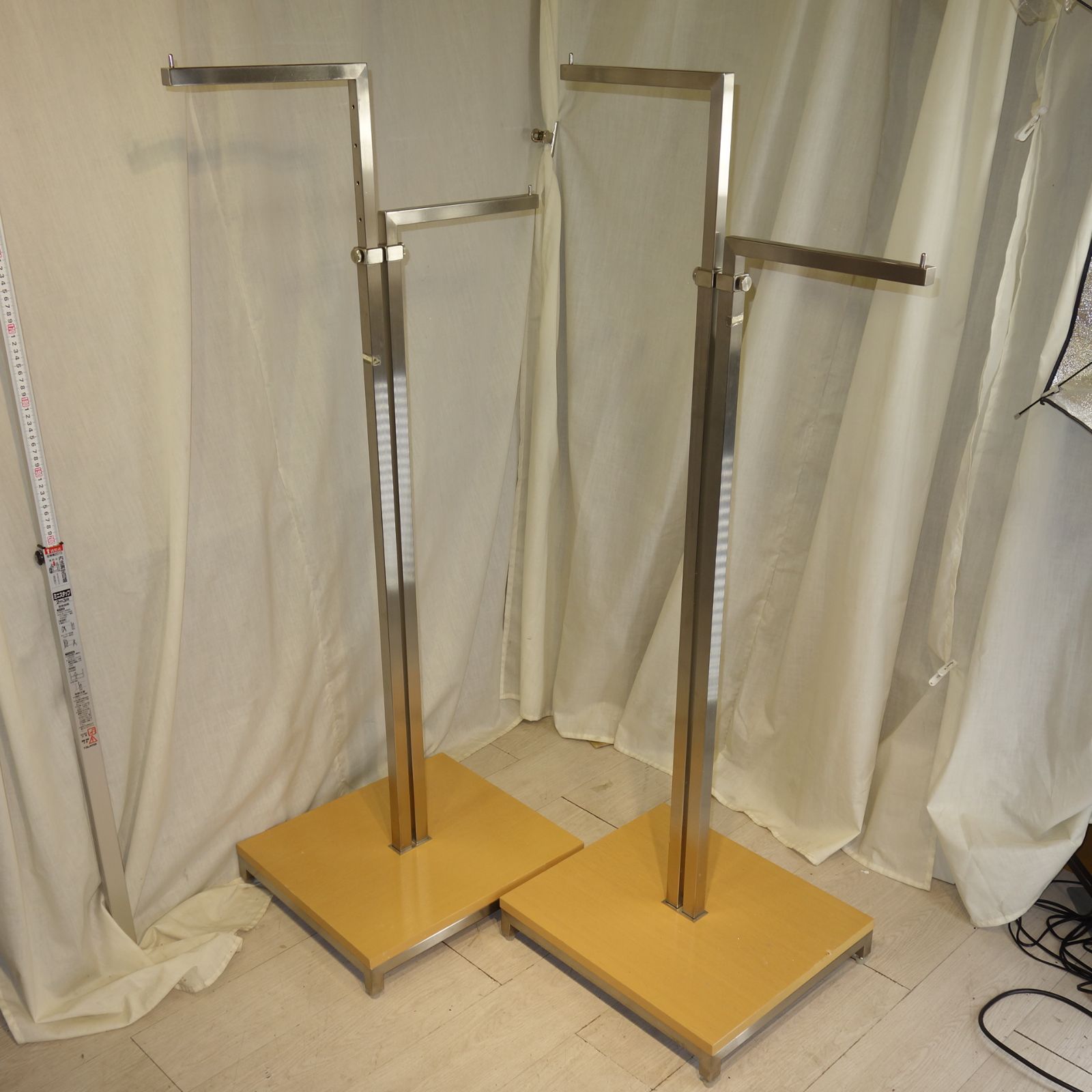 T字ハンガー　店舗用什器　高さ調整可能　2台セット T字ハンガー店舗用什器高さ調整可能2台セット